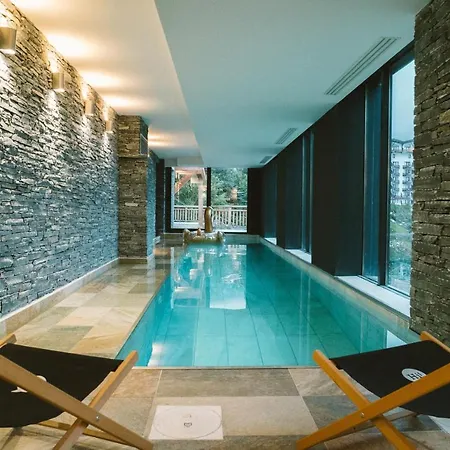 Chalet 360° - Ski In, Ski Out * Courchevel