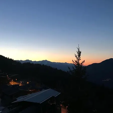 Chalet 360° - Ski In, Ski Out * Courchevel