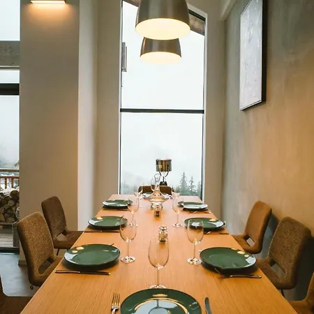 Chalet 360° - Ski In, Ski Out * Courchevel