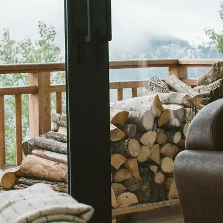 Chalet 360° - Ski In, Ski Out Courchevel